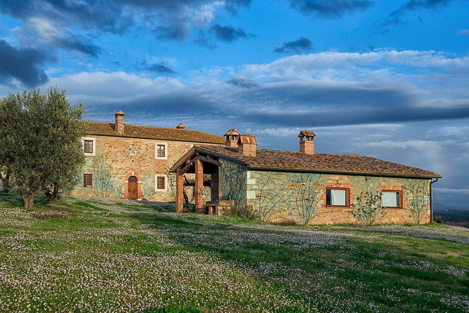 Agriturismo Le Sorbelle D'Orcia Con Piscina Pienza Eksteriør bilde