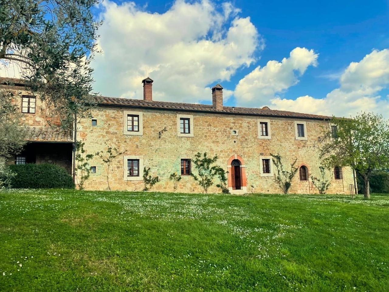 Agriturismo Le Sorbelle D'Orcia Con Piscina Pienza Eksteriør bilde