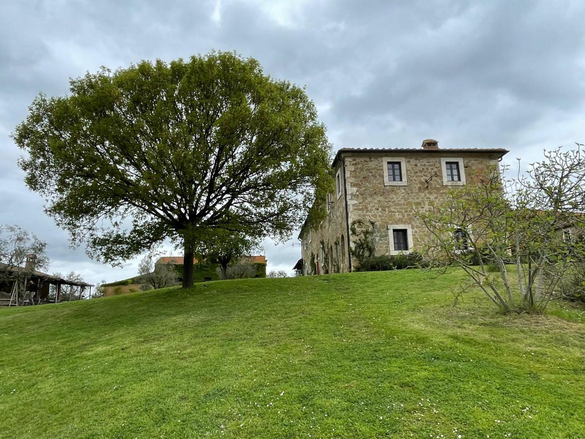 Agriturismo Le Sorbelle D'Orcia Con Piscina Pienza Eksteriør bilde