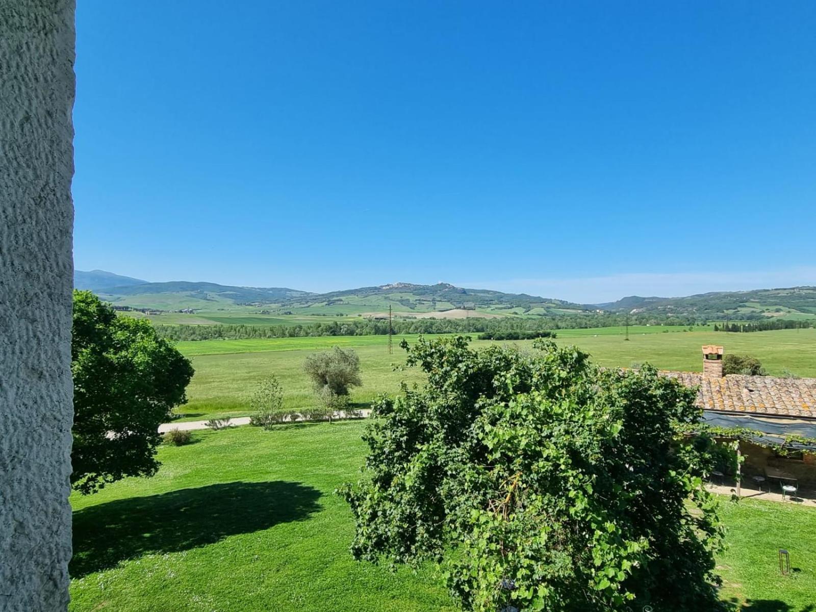 Agriturismo Le Sorbelle D'Orcia Con Piscina Pienza Eksteriør bilde